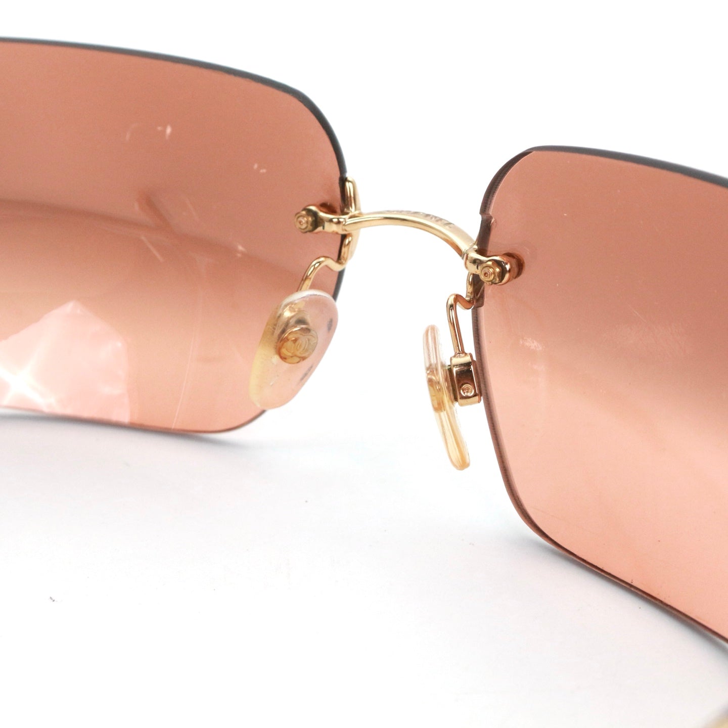 CHANEL Peach Brown Rimless CC Logo Y2K Sunglasses [Used]