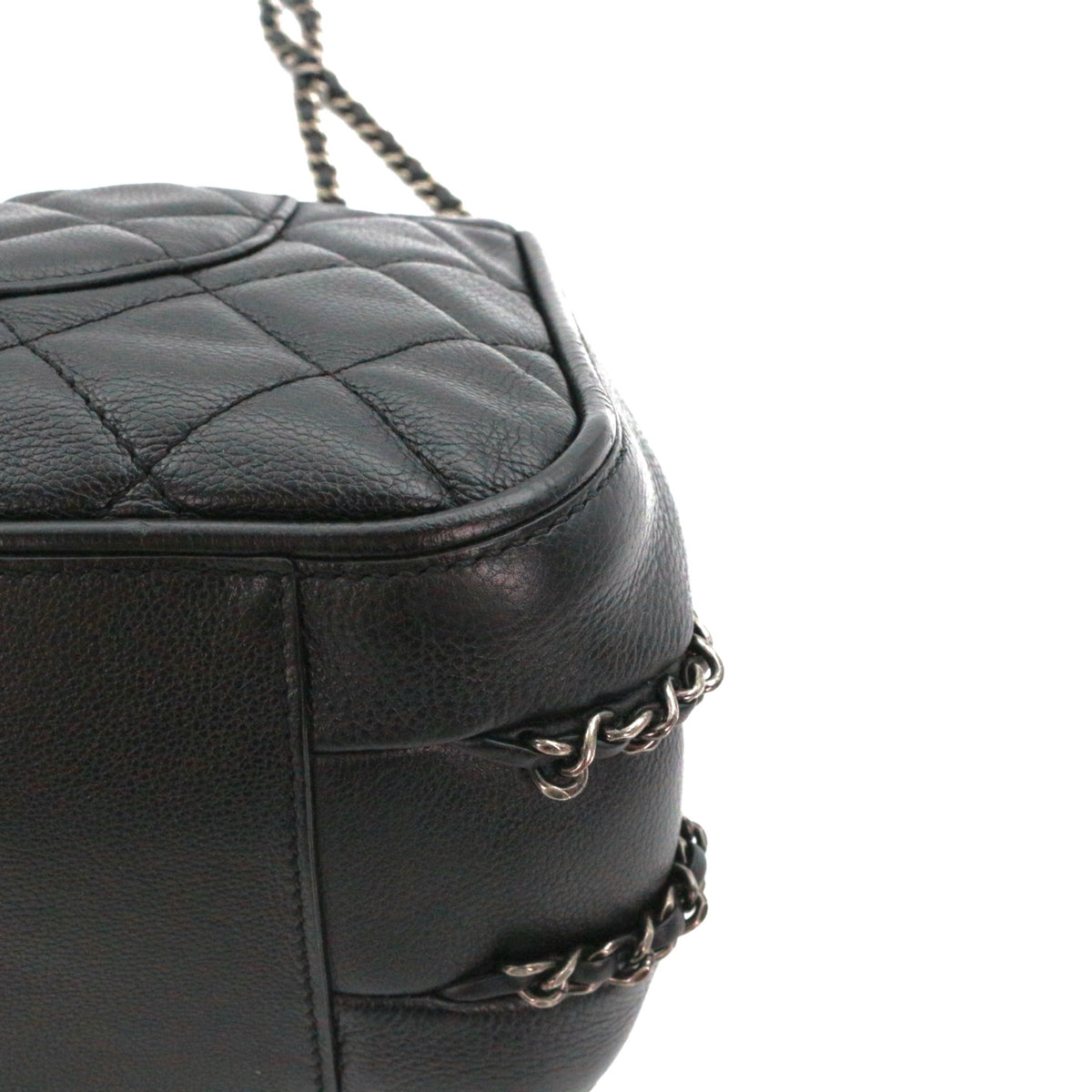 CHANEL Black Caviar Leather  Cuban Chain Shoulder Bag [Used]