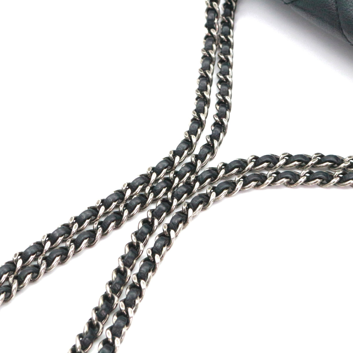 CHANEL Black Caviar Leather  Cuban Chain Shoulder Bag [Used]