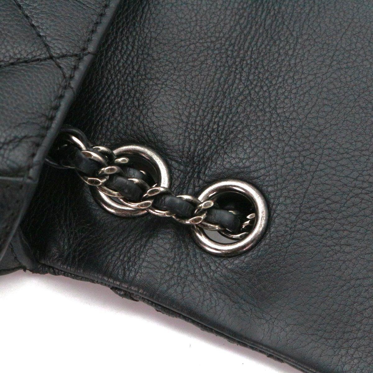 CHANEL Black Caviar Leather  Cuban Chain Shoulder Bag [Used]