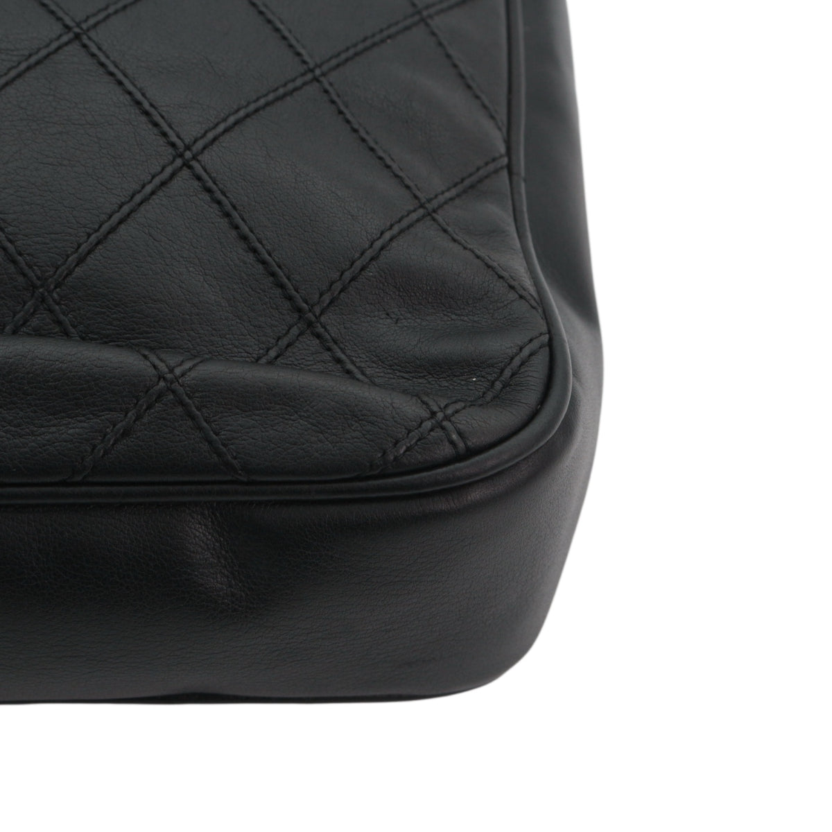 CHANEL Vintage Black Quilted Leather CC Turnlock Shoulder Bag [Used]