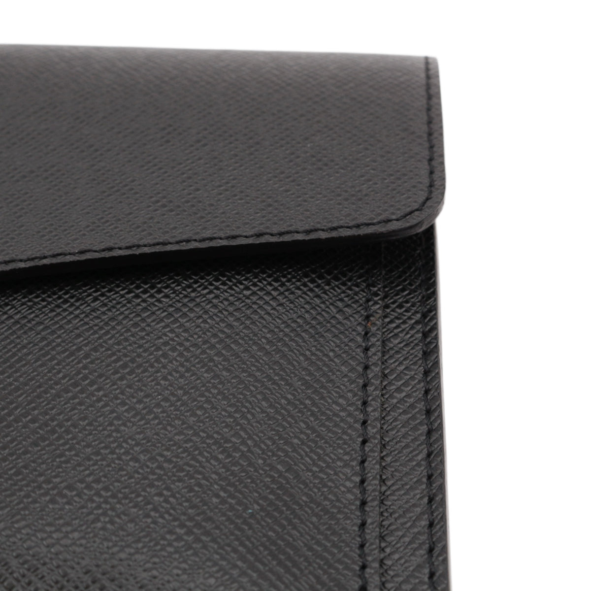 LOUIS VUITTON Black Taiga Leather S-Lock Clutch Bag M32592 [Used]