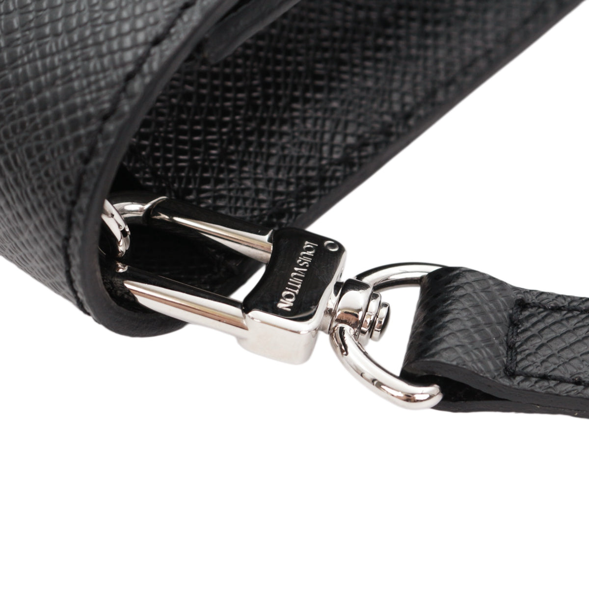 LOUIS VUITTON Black Taiga Leather S-Lock Clutch Bag M32592 [Used]