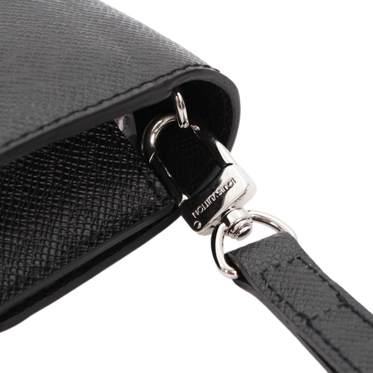 LOUIS VUITTON Black Taiga Leather S-Lock Clutch Bag M32592 [Used]