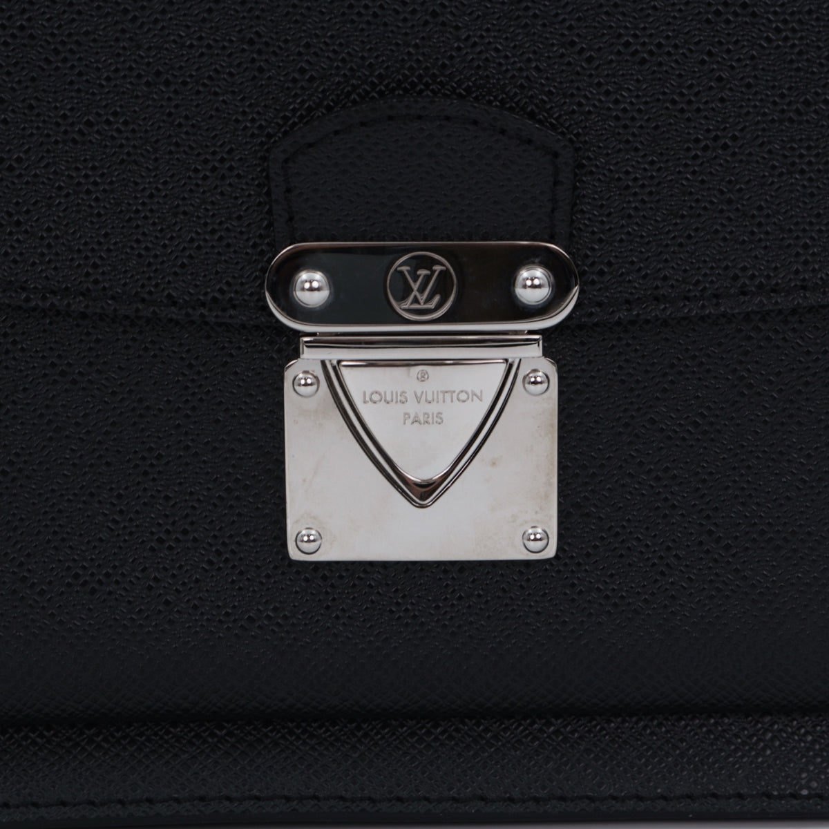 LOUIS VUITTON Black Taiga Leather S-Lock Clutch Bag M32592 [Used]