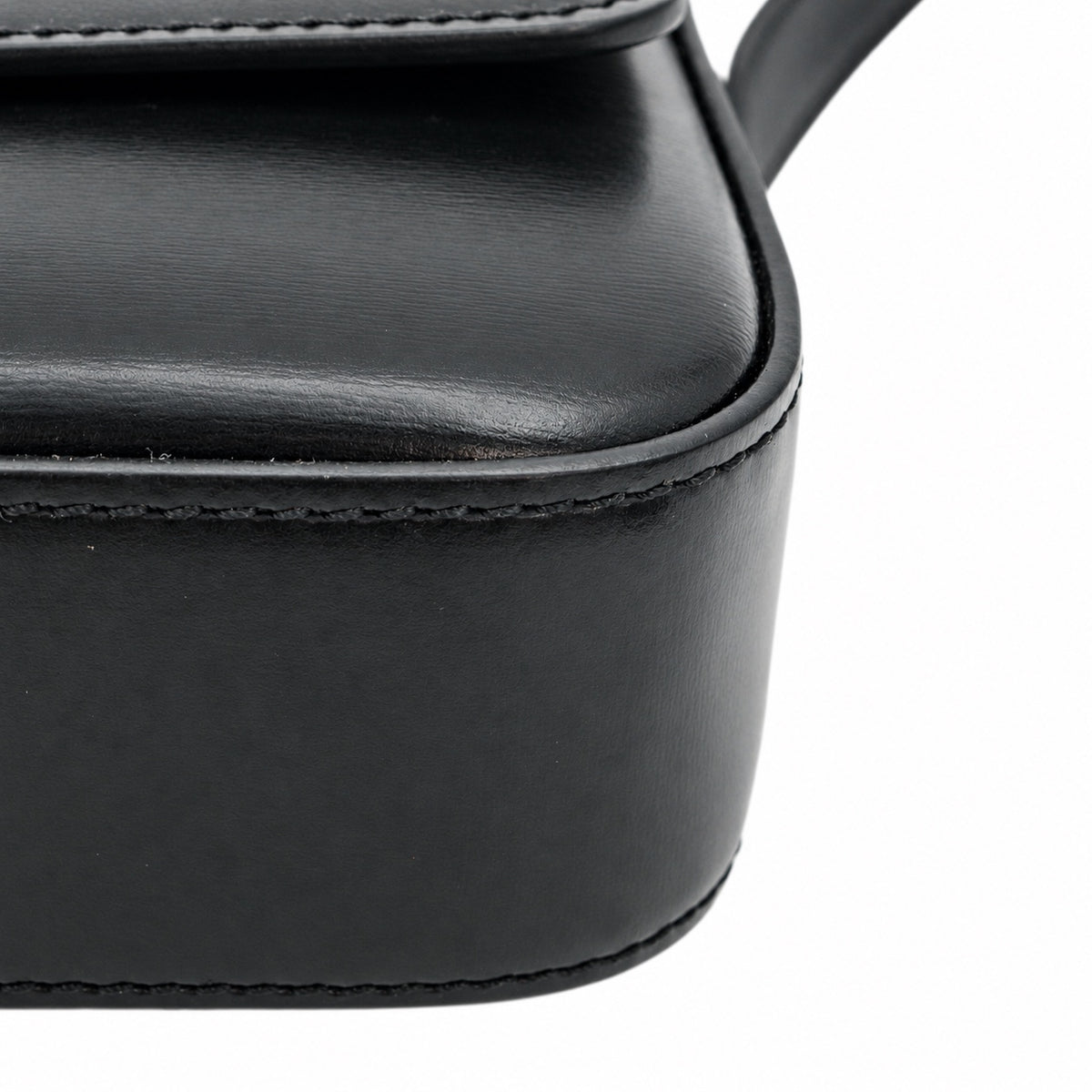 CELINE Black Shiny Calfskin Teen Triomphe Shoulder Bag [Used]