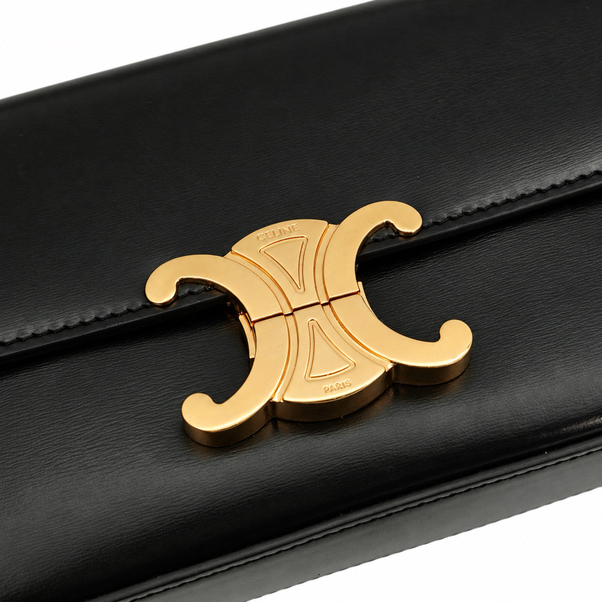 CELINE Black Shiny Calfskin Teen Triomphe Shoulder Bag [Used]