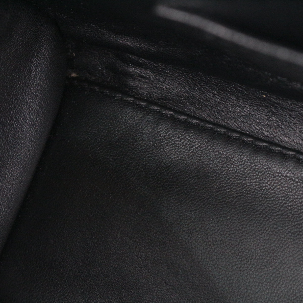 CELINE Black Shiny Calfskin Teen Triomphe Shoulder Bag [Used]