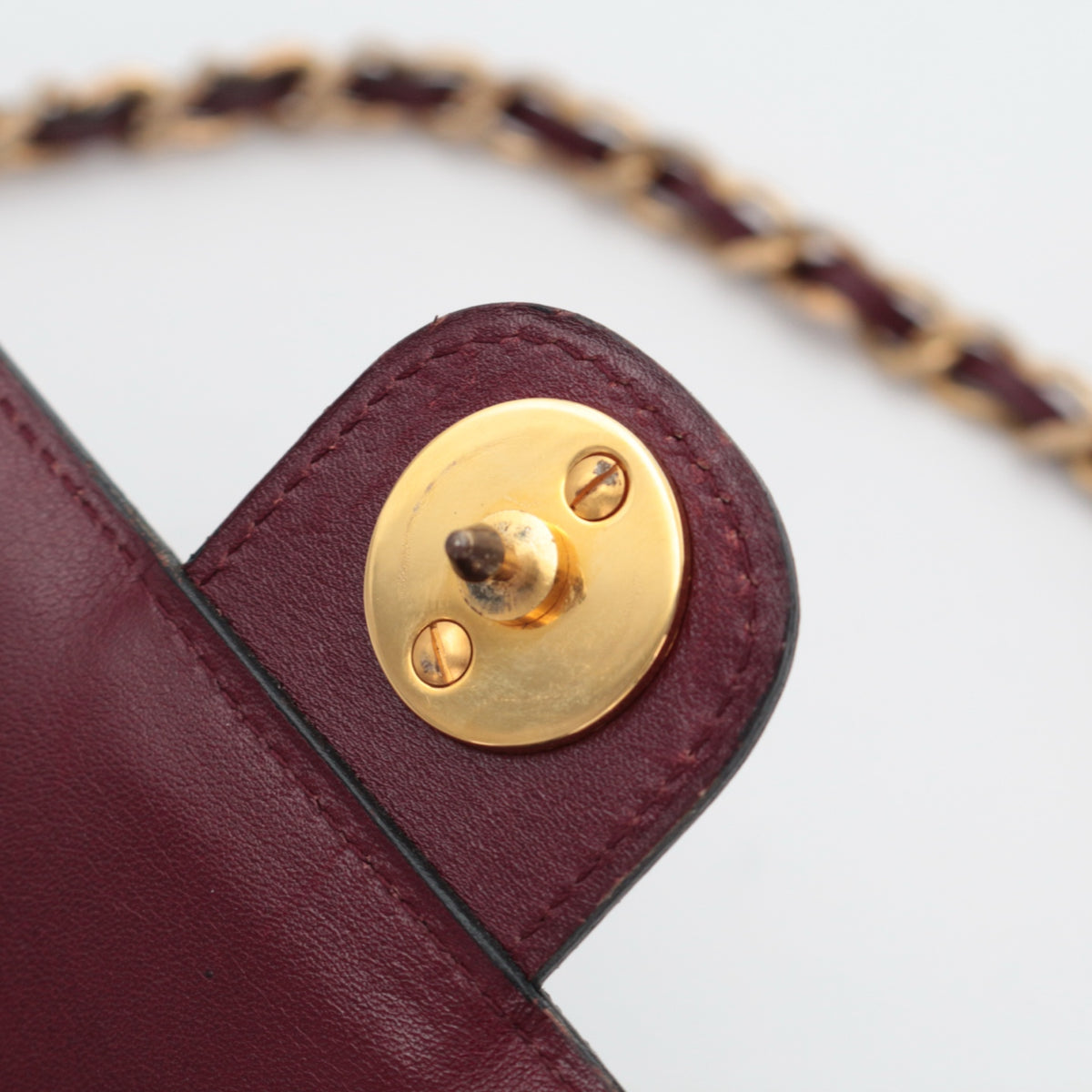 CHANEL Vintage Burgundy Box Calfskin Leather CC Chain Shoulder Bag [Used]