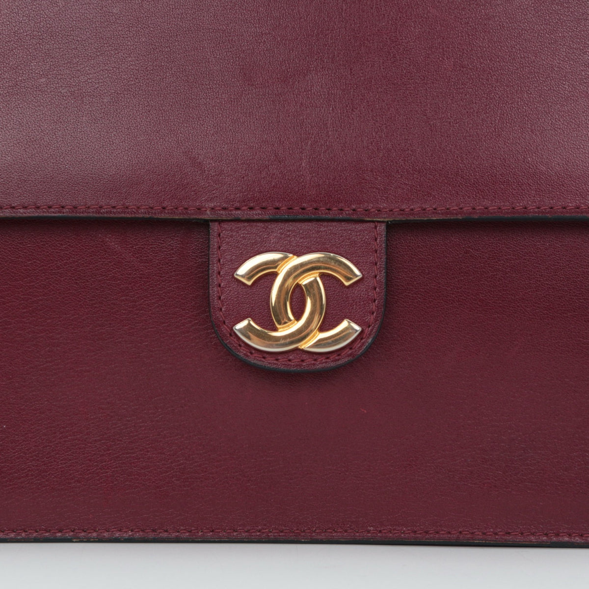 CHANEL Vintage Burgundy Box Calfskin Leather CC Chain Shoulder Bag [Used]