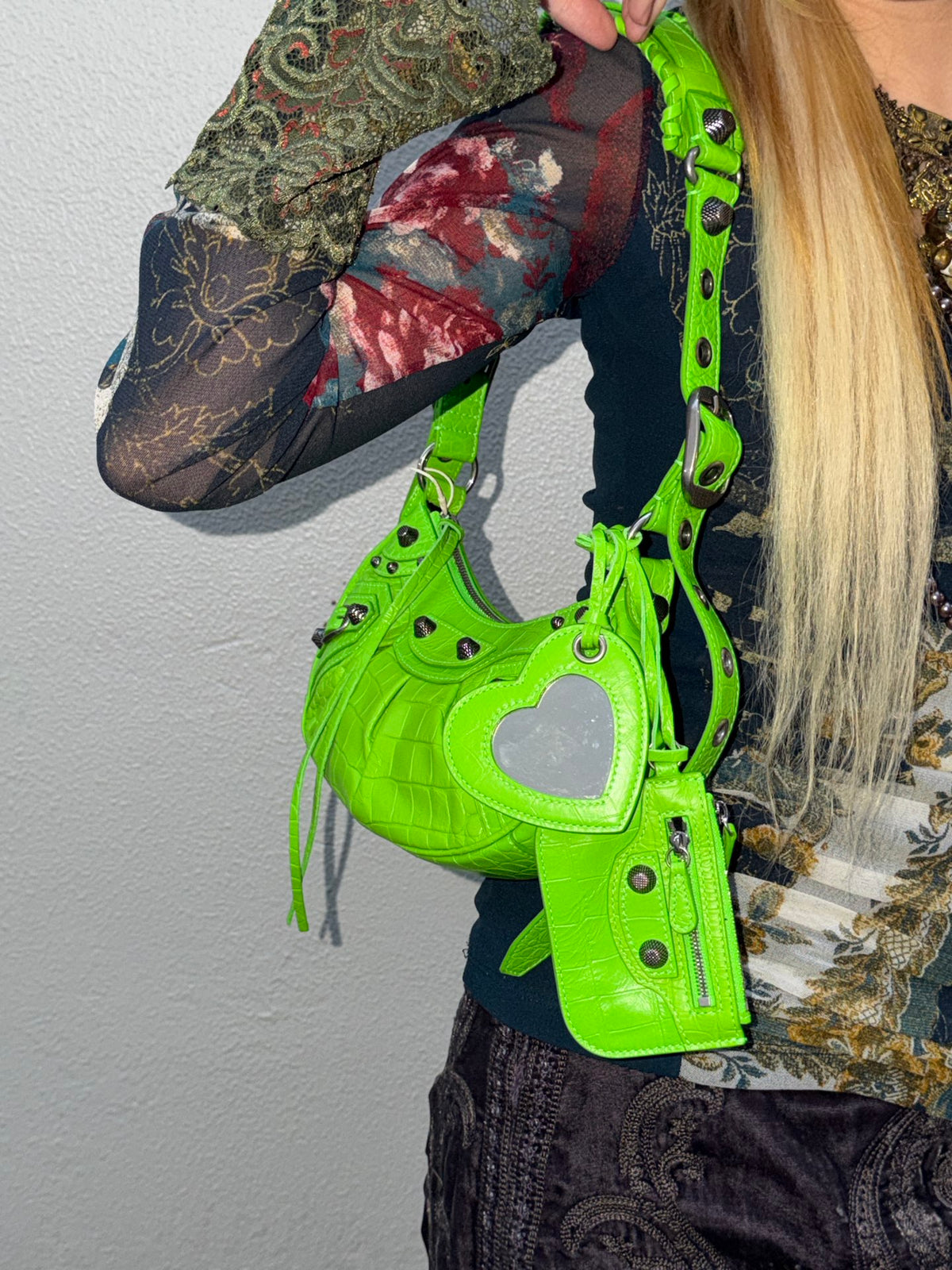 BALENCIAGA Acid Green Croc-Embossed Leather Le Cagole XS Shoulder Bag [Used]