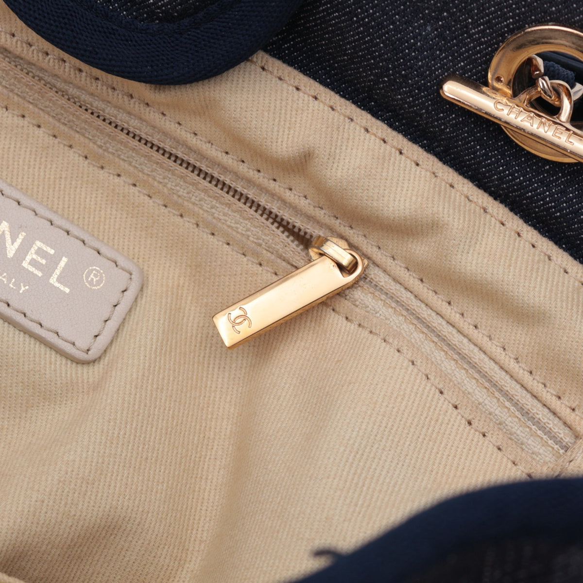 CHANEL Navy Blue Denim 31 Rue Cambon Logo Tote Bag [Used]
