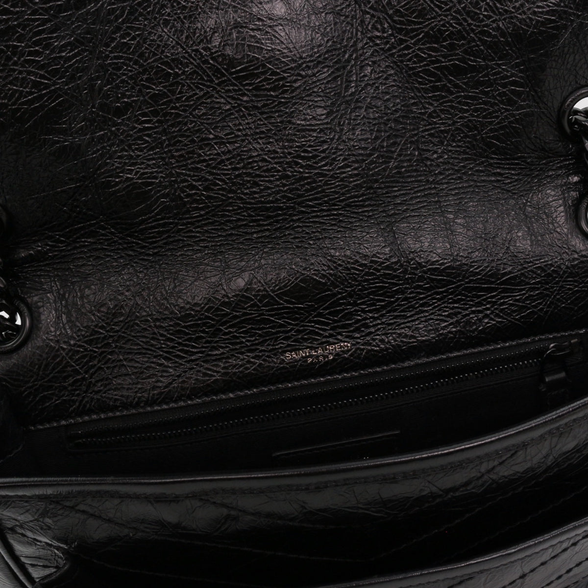 SAINT LAURENT Black Crinkled Calfskin Medium Niki Chain Shoulder Bag [Used]