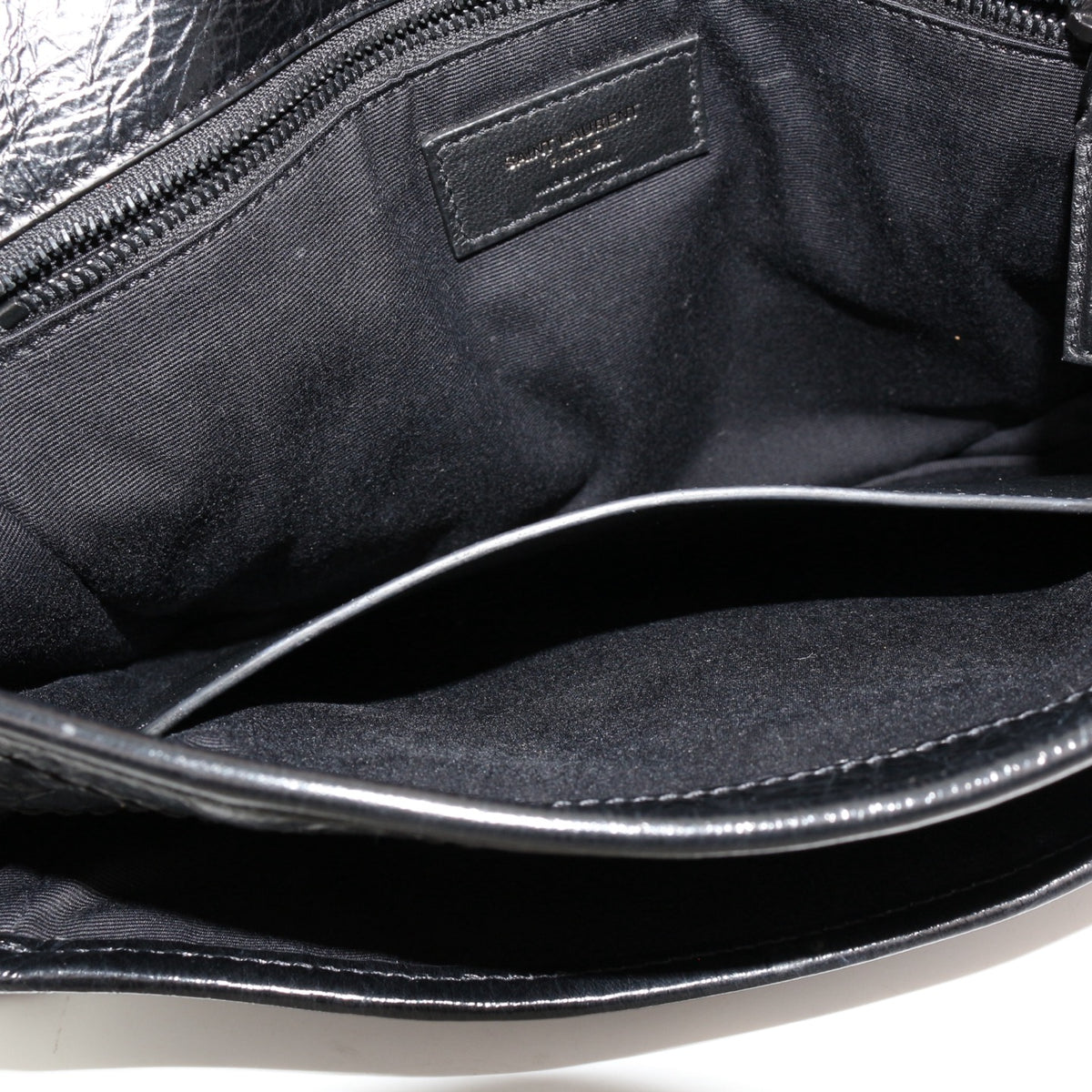 SAINT LAURENT Black Crinkled Calfskin Medium Niki Chain Shoulder Bag [Used]